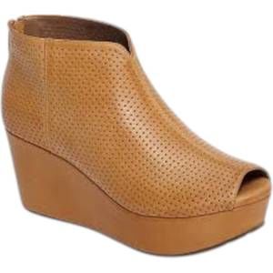 NEW CHOCOLAT BLU women's walee platform bootie in cognac leather